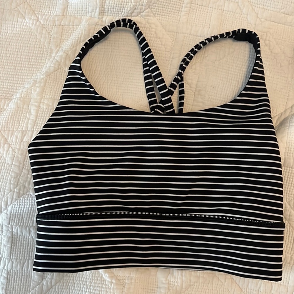 Lululemon sports bra size 4